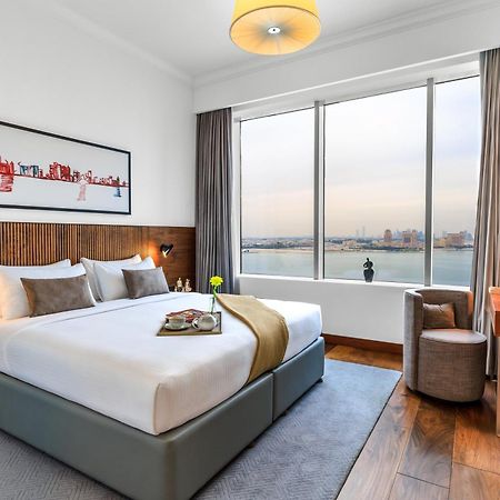 Somerset West Bay Doha Ngoại thất bức ảnh A bedroom at the hotel