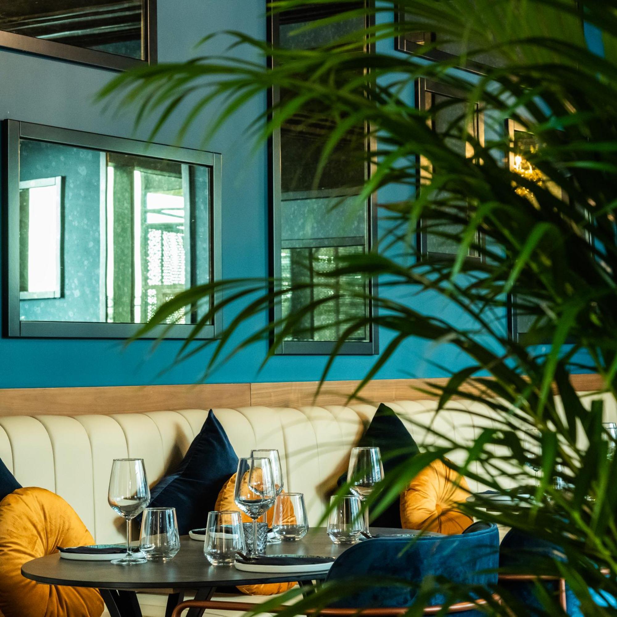 Somerset West Bay Doha Ngoại thất bức ảnh Restaurant