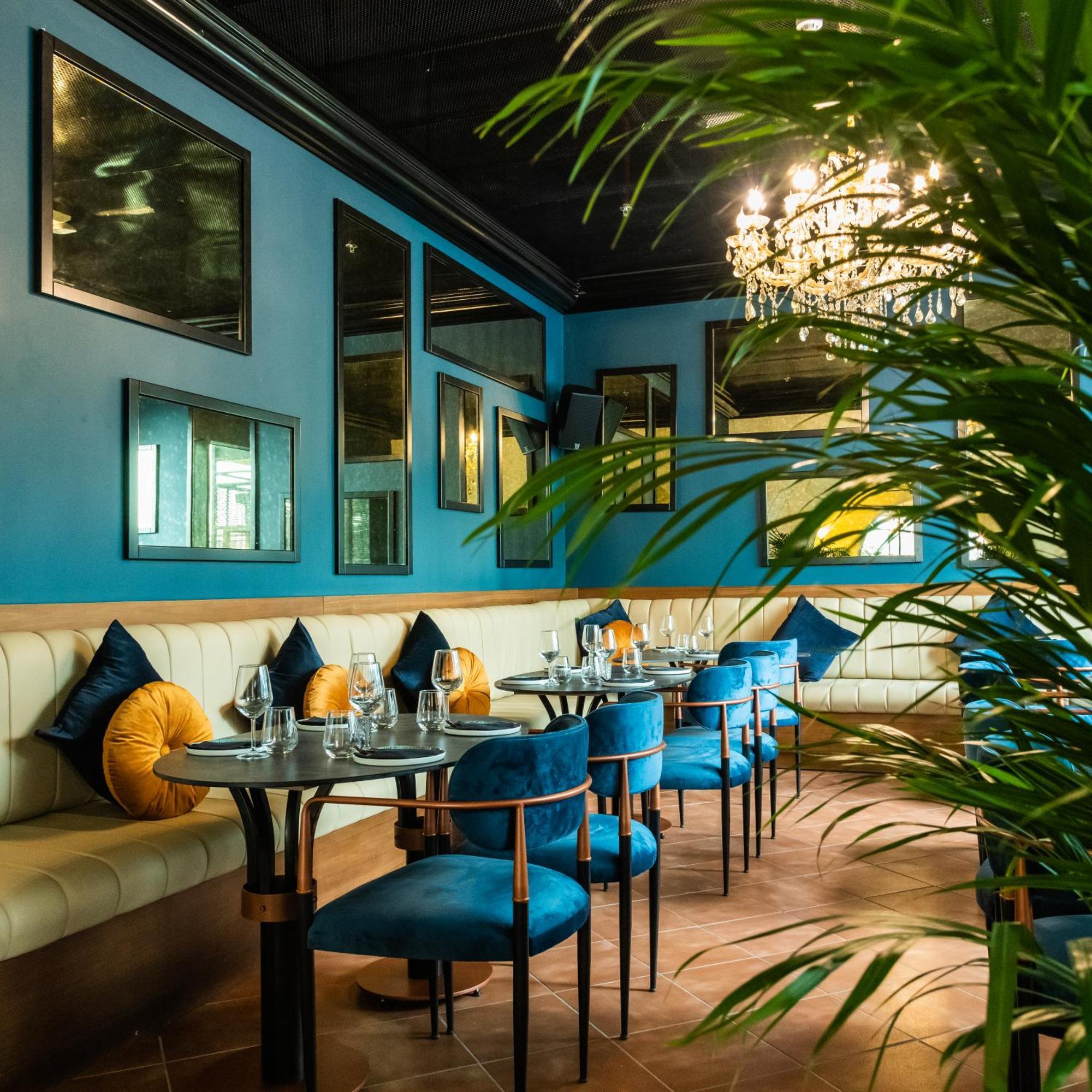 Somerset West Bay Doha Ngoại thất bức ảnh Restaurant interior