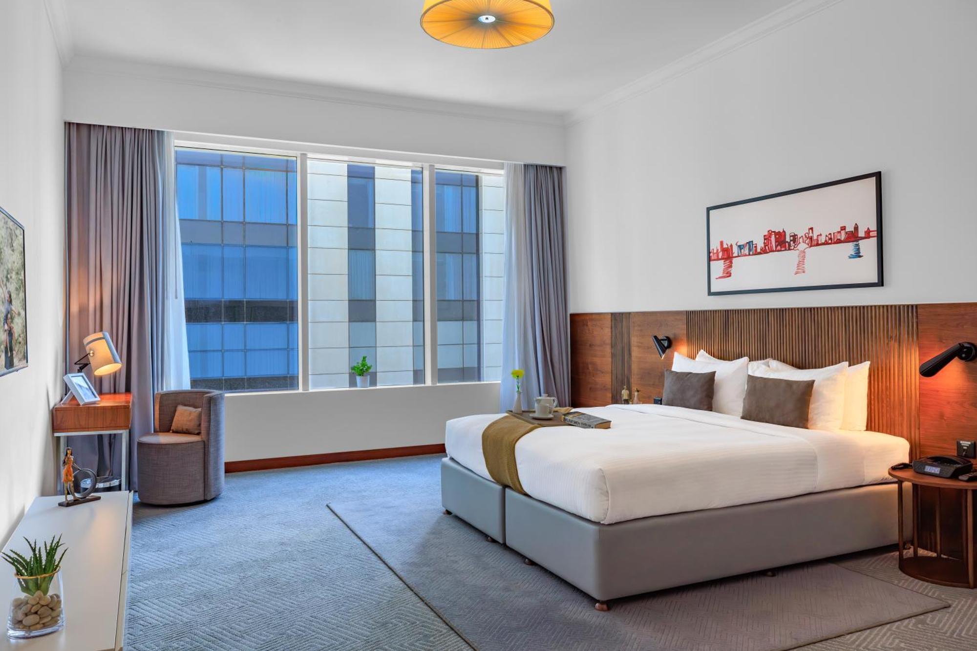 Somerset West Bay Doha Ngoại thất bức ảnh Deluxe Room